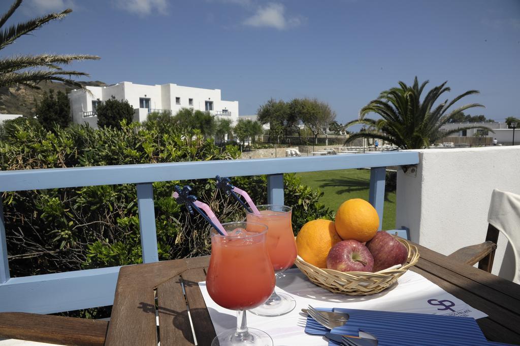 Skiros Palace Hotel Exterior photo