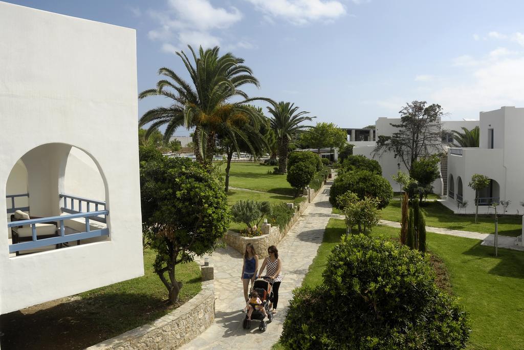 Skiros Palace Hotel Exterior photo