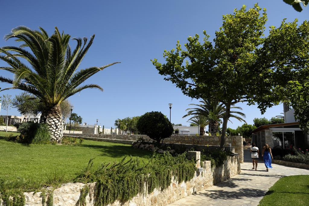 Skiros Palace Hotel Exterior photo